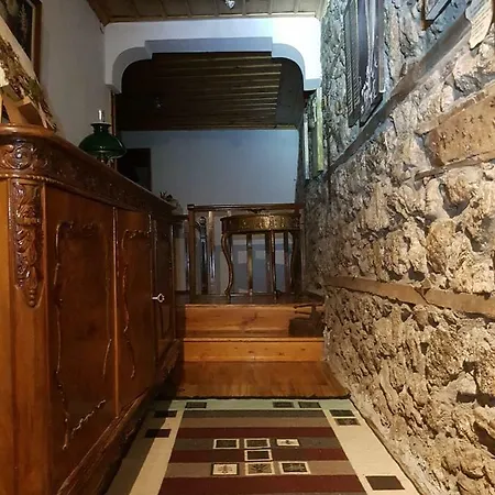 Konukevi Kallisto Traditional 3*